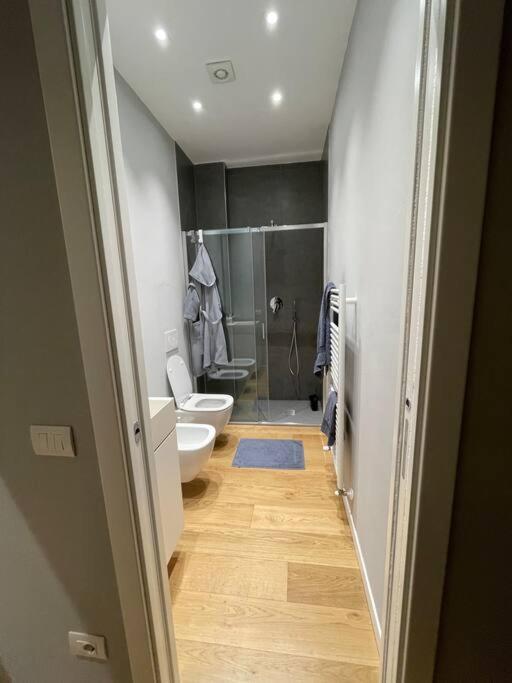 Best Place In Bologna Next 2 Towers Apartment Luaran gambar